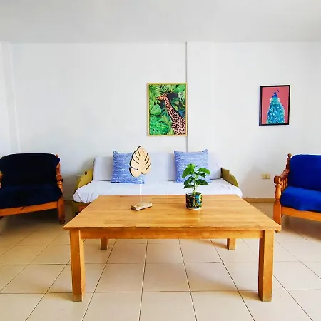 Grande Apartamento De Un En *