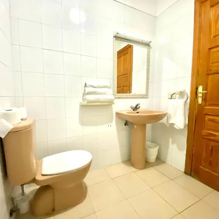 Grande Apartamento De Un En Lägenhet