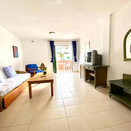 Grande Apartamento De Un En Lägenhet *